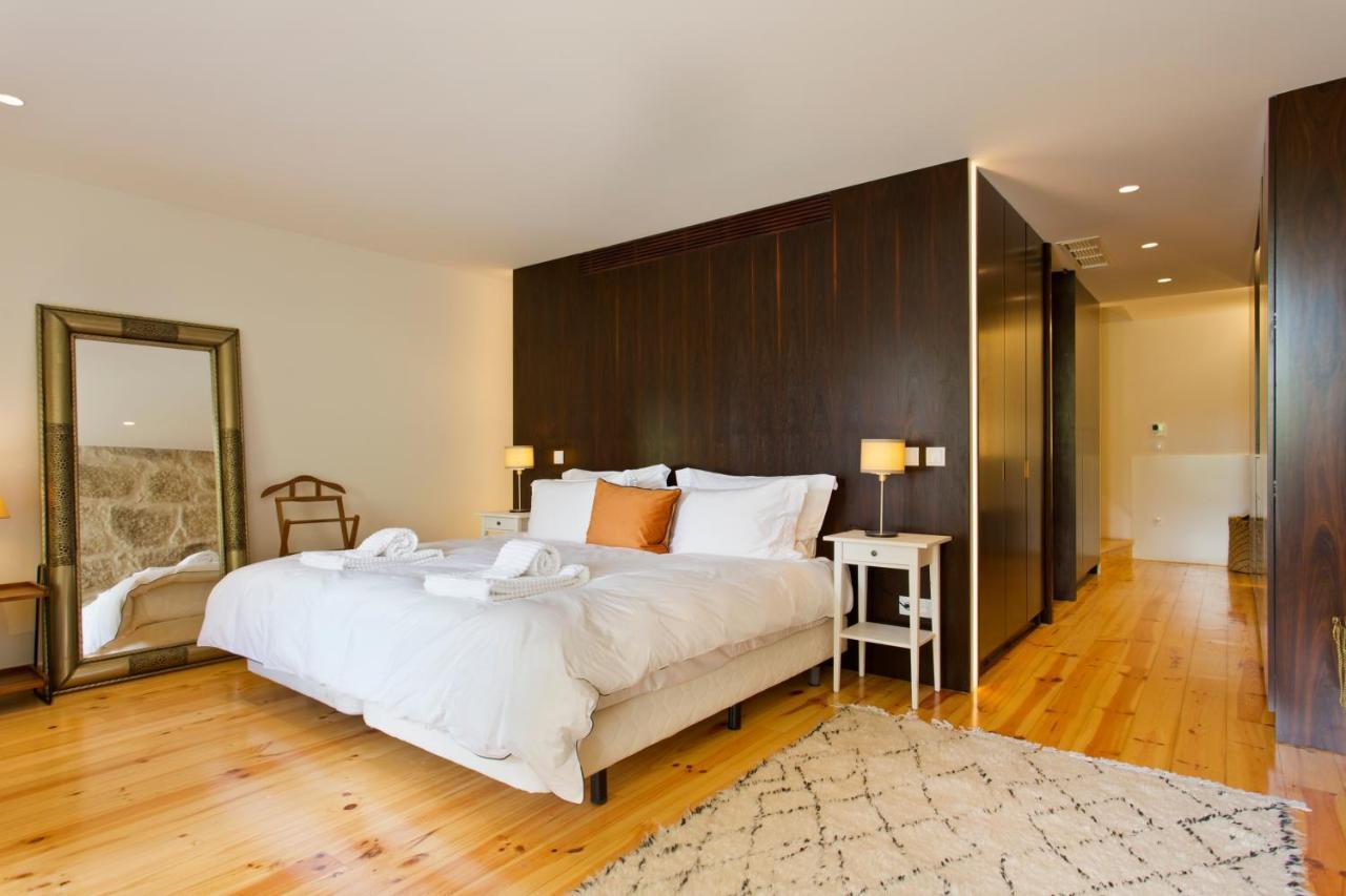 Boutique Rentals- Hidden Garden Porto'S Downtown Bagian luar foto