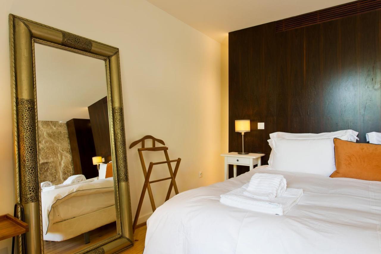 Boutique Rentals- Hidden Garden Porto'S Downtown Bagian luar foto