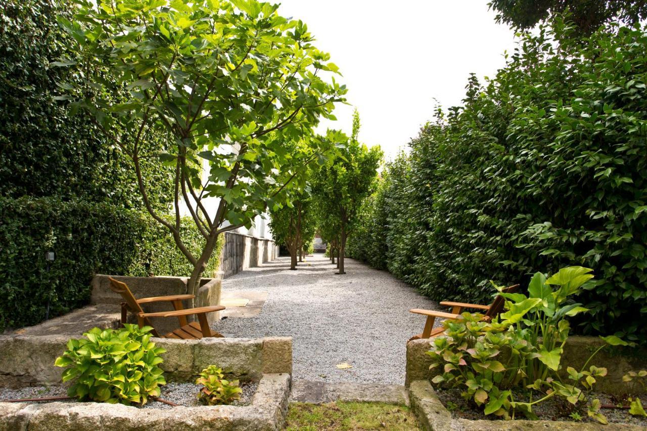 Boutique Rentals- Hidden Garden Porto'S Downtown Bagian luar foto